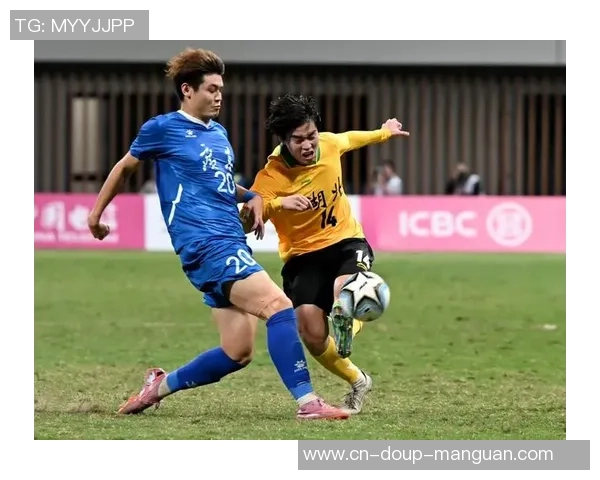 湖北U20男足凯旋：“咱们都不看好咱们，但偏偏咱们最争光！”